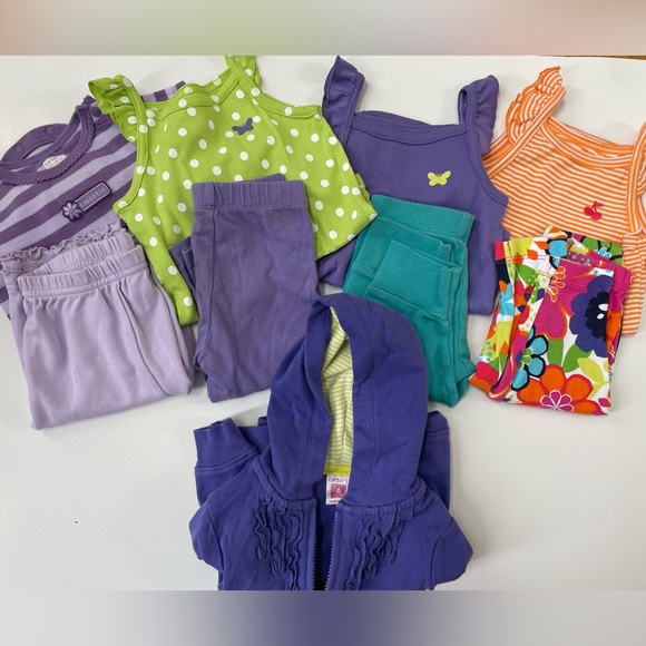 6 Month Baby Girl Bundle -4 outfits plus hoodie! BabyGap/Carters 9 items!! - Picture 1 of 7